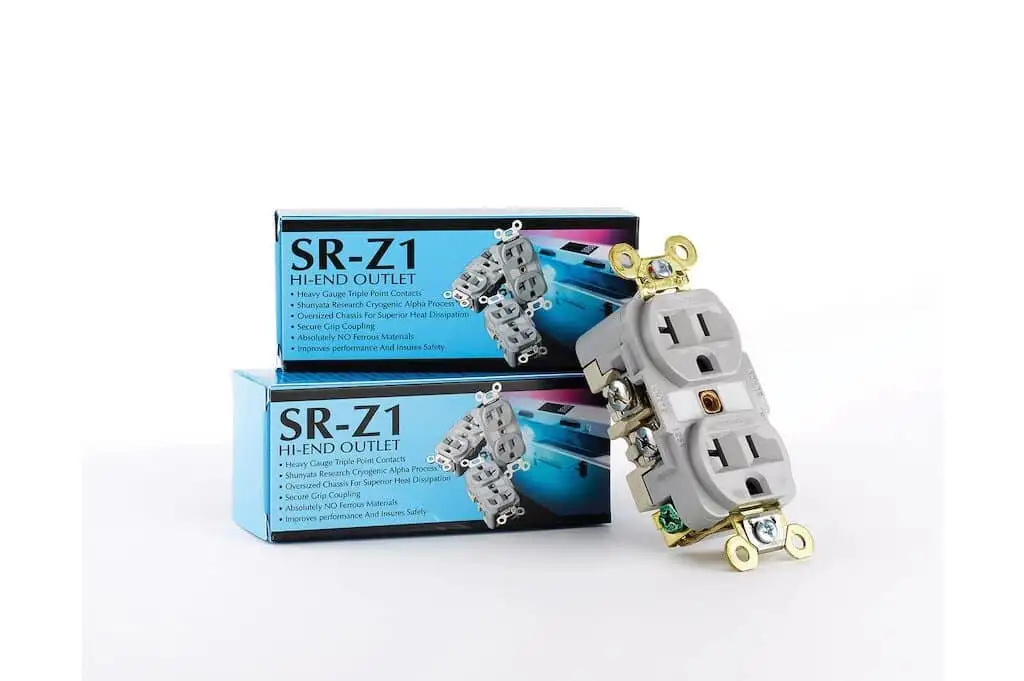 Shunyata - SR- Z1 Outlets - conector pared de corriente | Highend