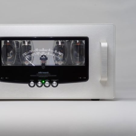 Audio Research Reference 160M MkII – monobloque con medidor encendido