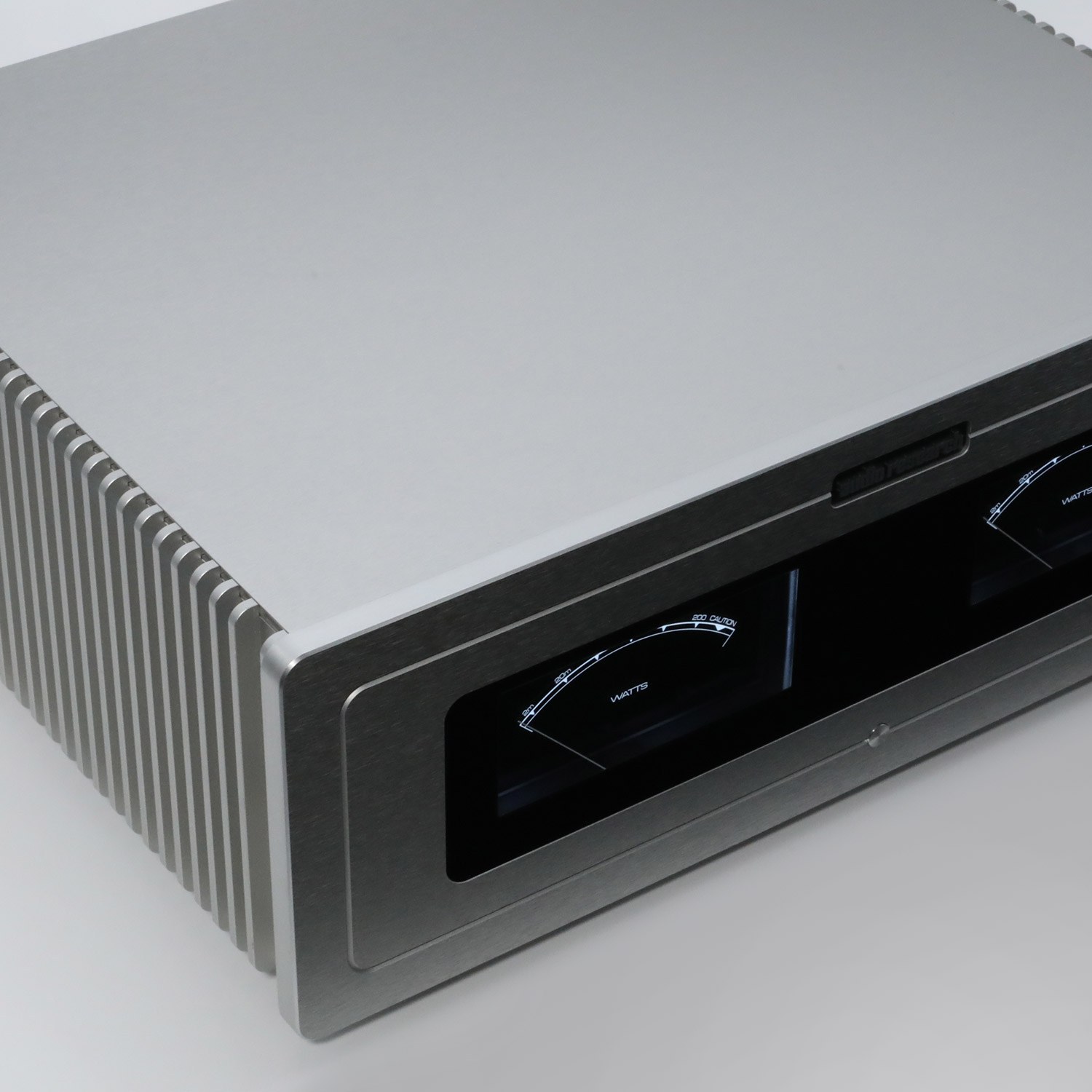 Audio Research S-200 – medidores y disipadores