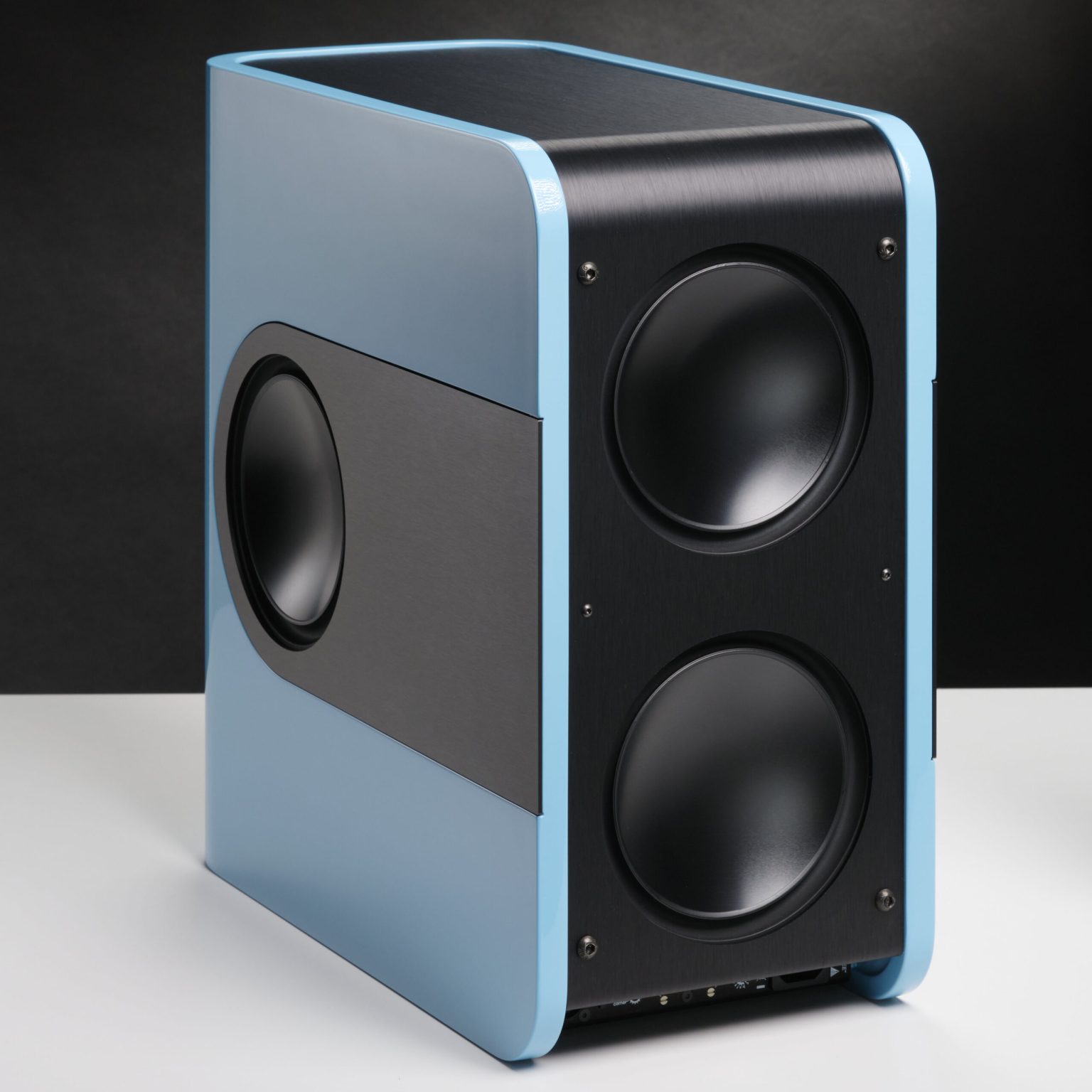 Kii Three en color Azzurro