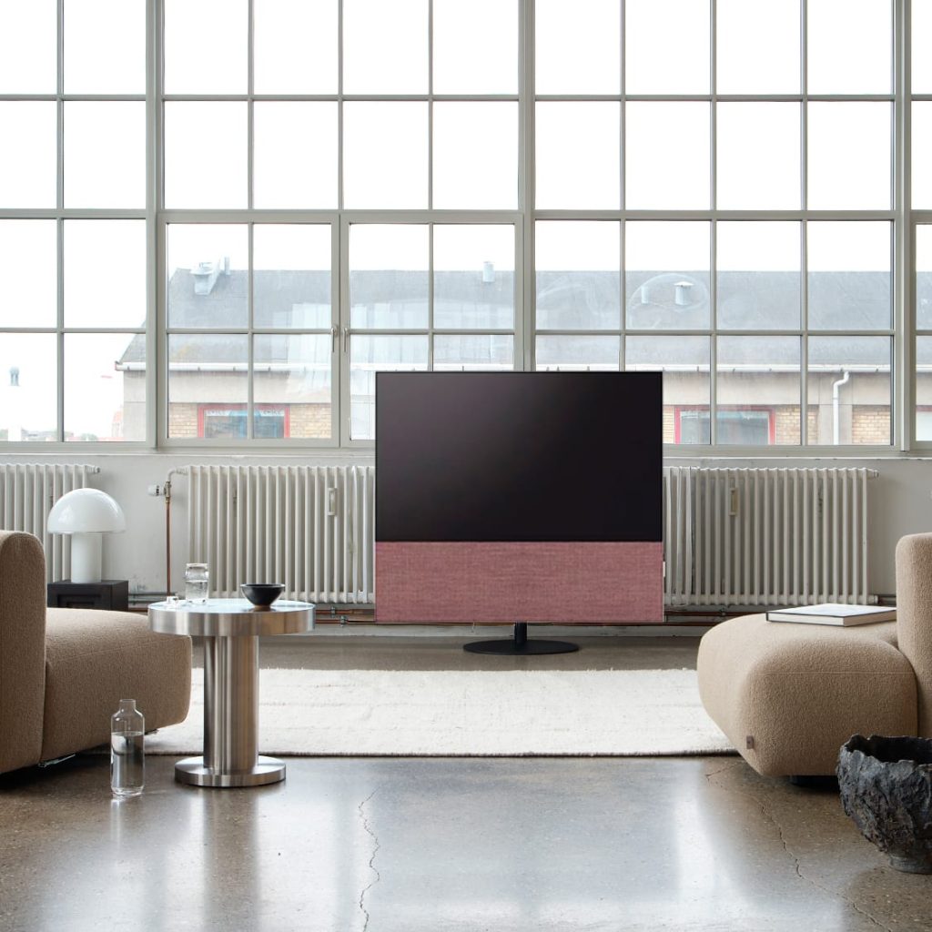 CANVAS HiFi en un living: tierra quemada