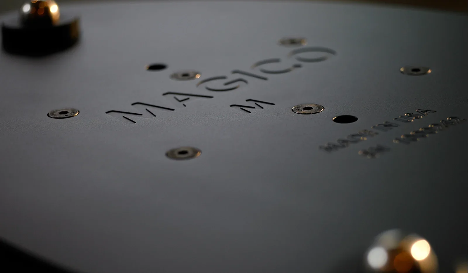 Placa Magico grabada en aluminio