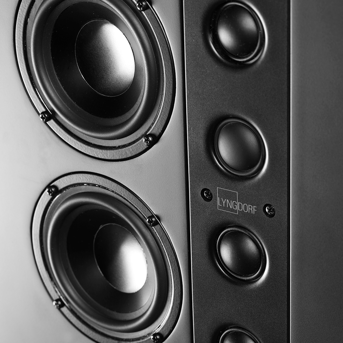 UF_1 LS-1000 de cerca