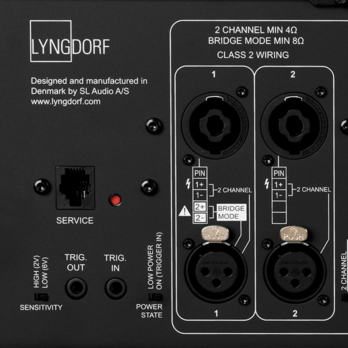 Lyngdorf MXA-8400 desde atrás