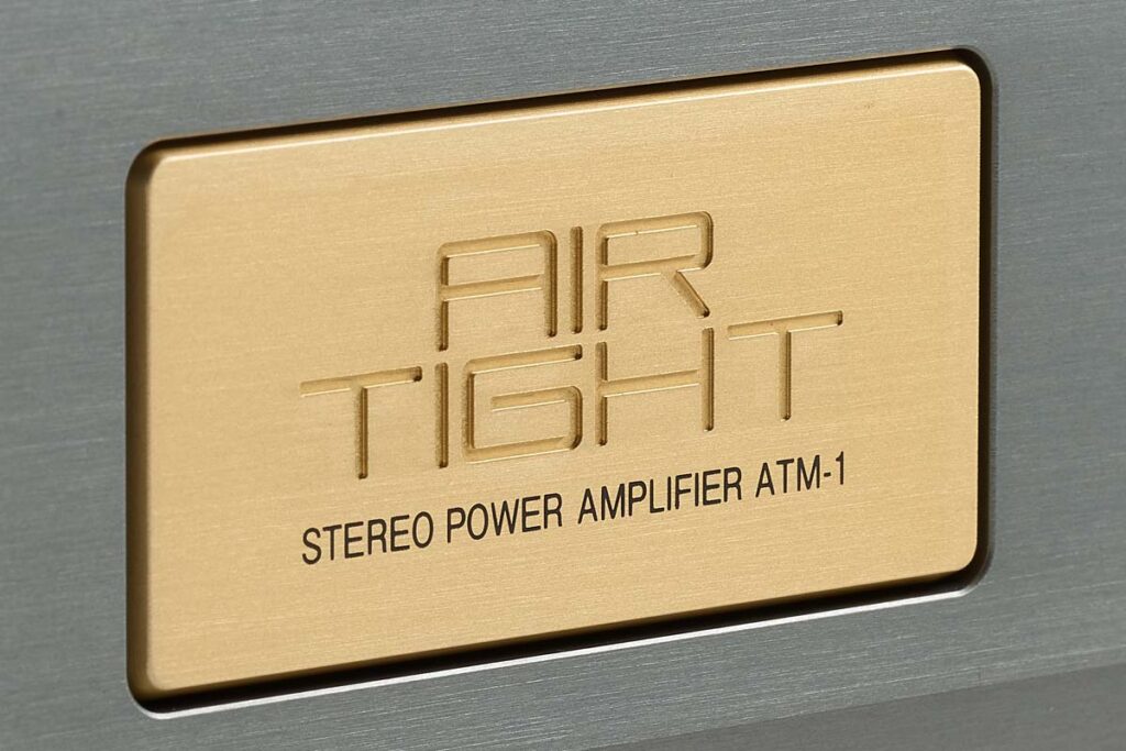 Air Tight ATM-1E tube power amplifier